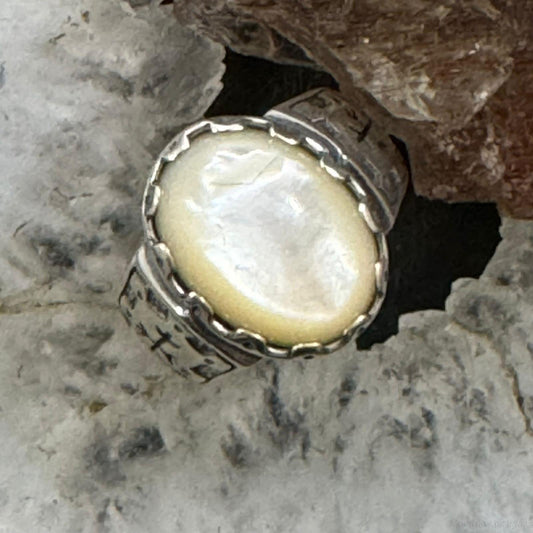 Carolyn Pollack Sterling Silver Oval Mother of Pearl Decorated Shield Ring For Women