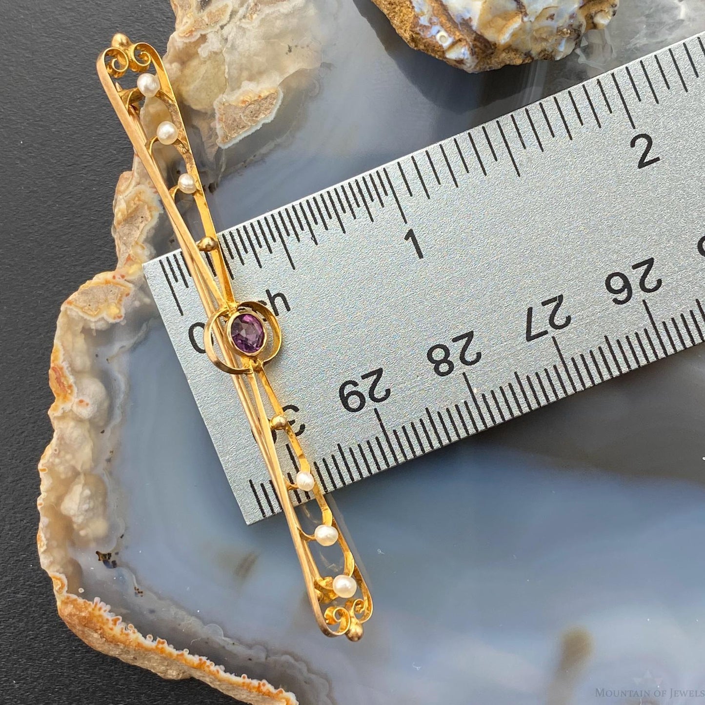 10K Yellow Gold Pearls and Amethyst Dainty Brooch For Women