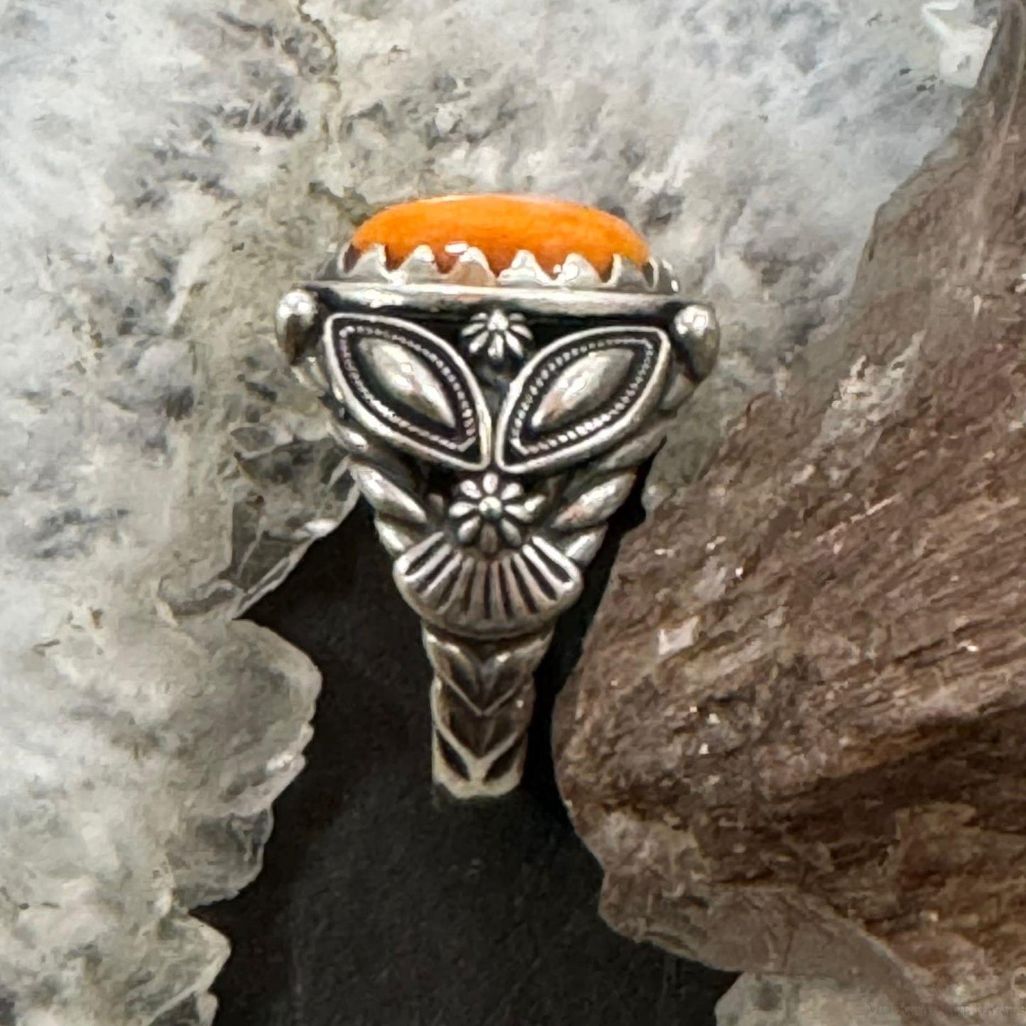 Carolyn Pollack Sterling Silver Oval Orange Spiny Oyster Decorated Dome Ring For Women