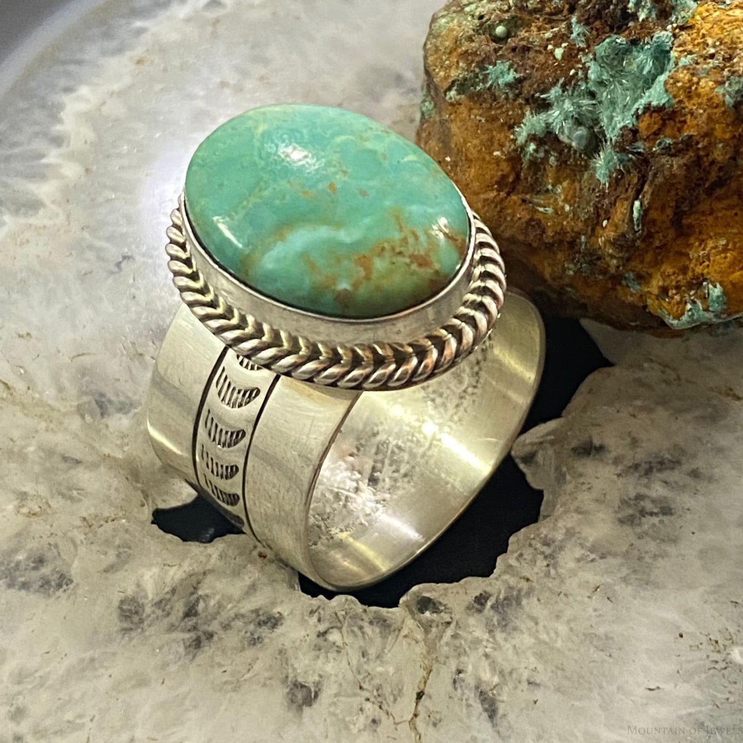 Vintage Native American Sterling Oval Turquoise Wide Band Unisex Ring Size 12.25