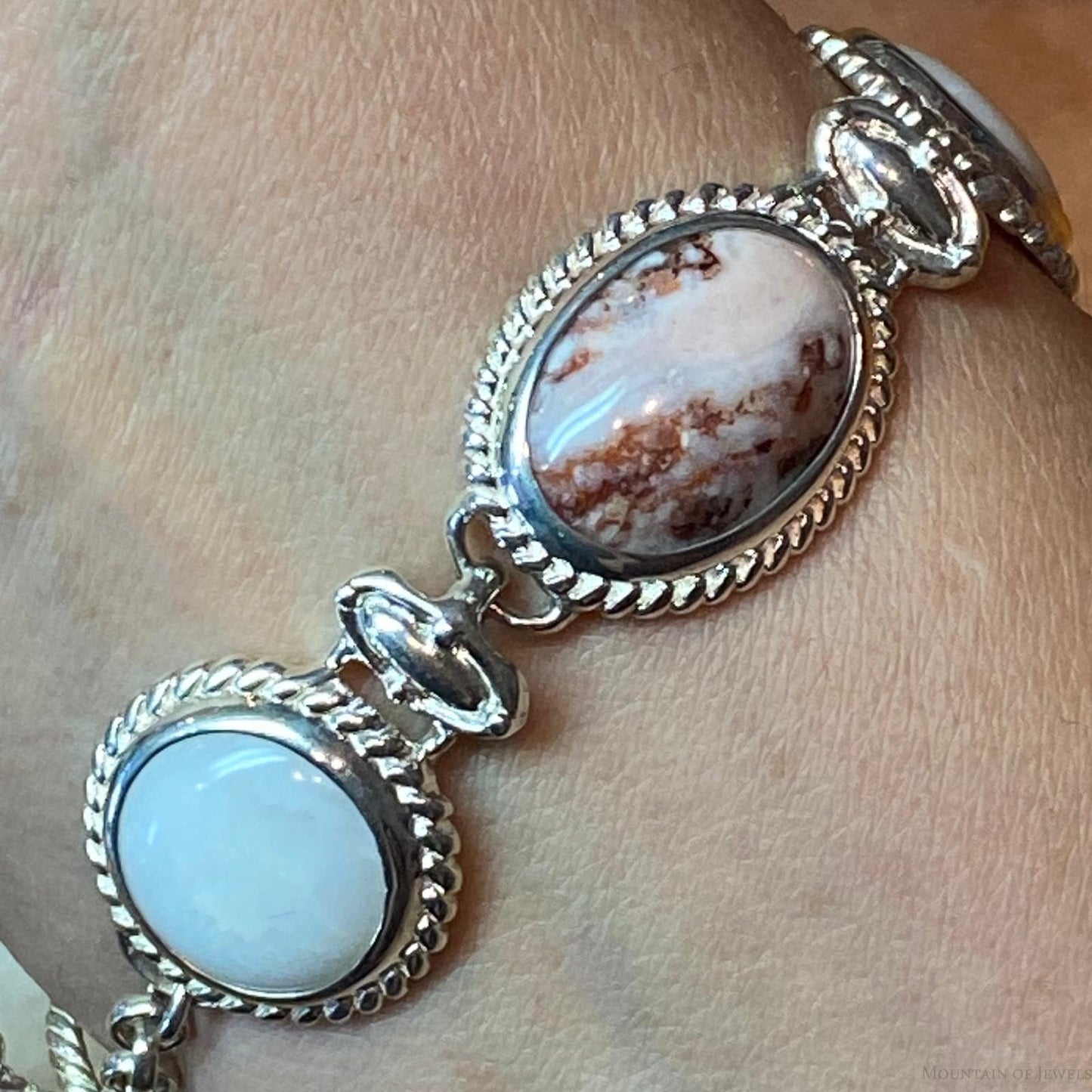 Carolyn Pollack Sterling Silver Wild Horse & White Agate Link Bracelet For Women