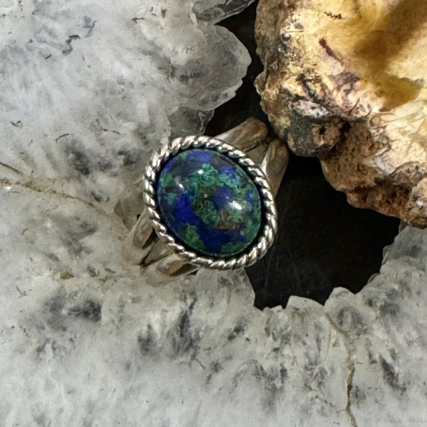 Carolyn Pollack Southwestern Style Sterling Silver Oval Chrysocolla Ring Size 6 For Women