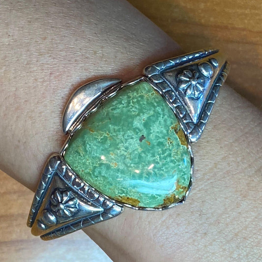 Carolyn Pollack Sterling Silver Shield Green Turquoise Decorated Bracelet For Women