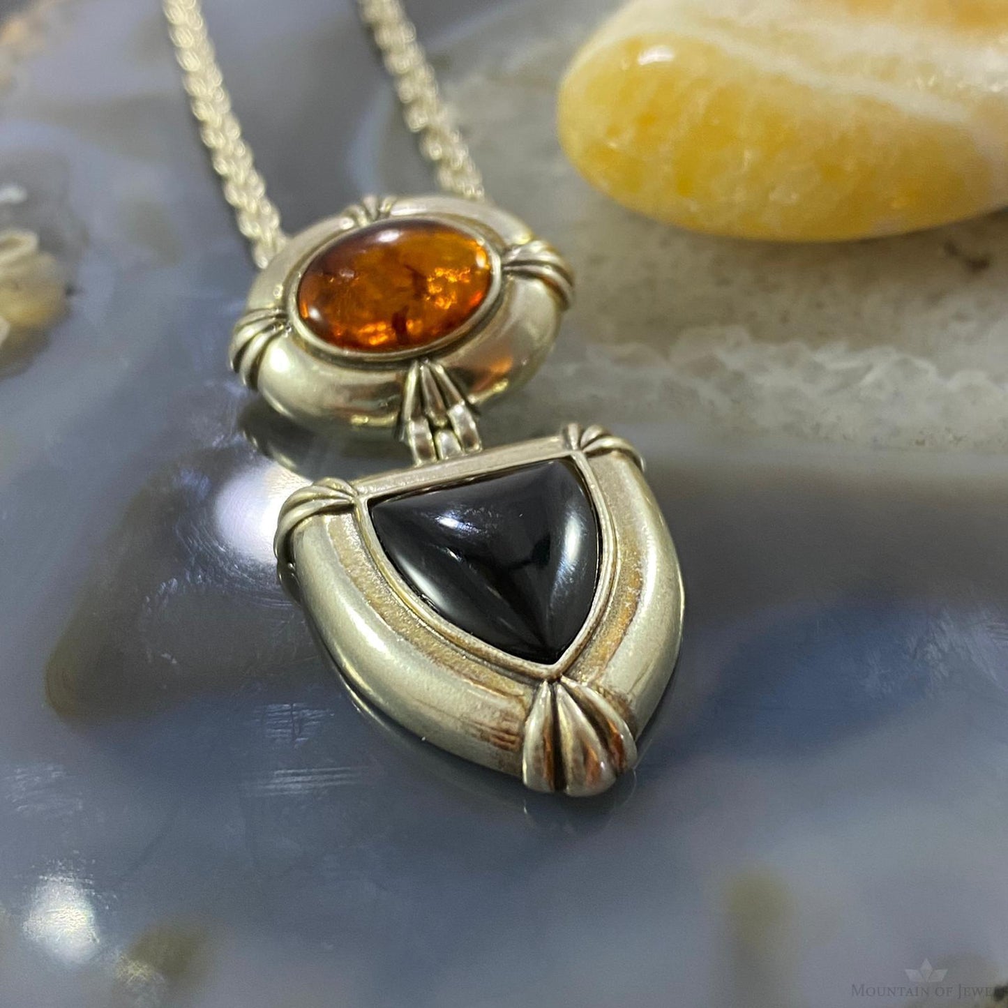 Carolyn Pollack Vintage Southwestern Style Sterling Silver Amber & Onyx Pendant  For Women