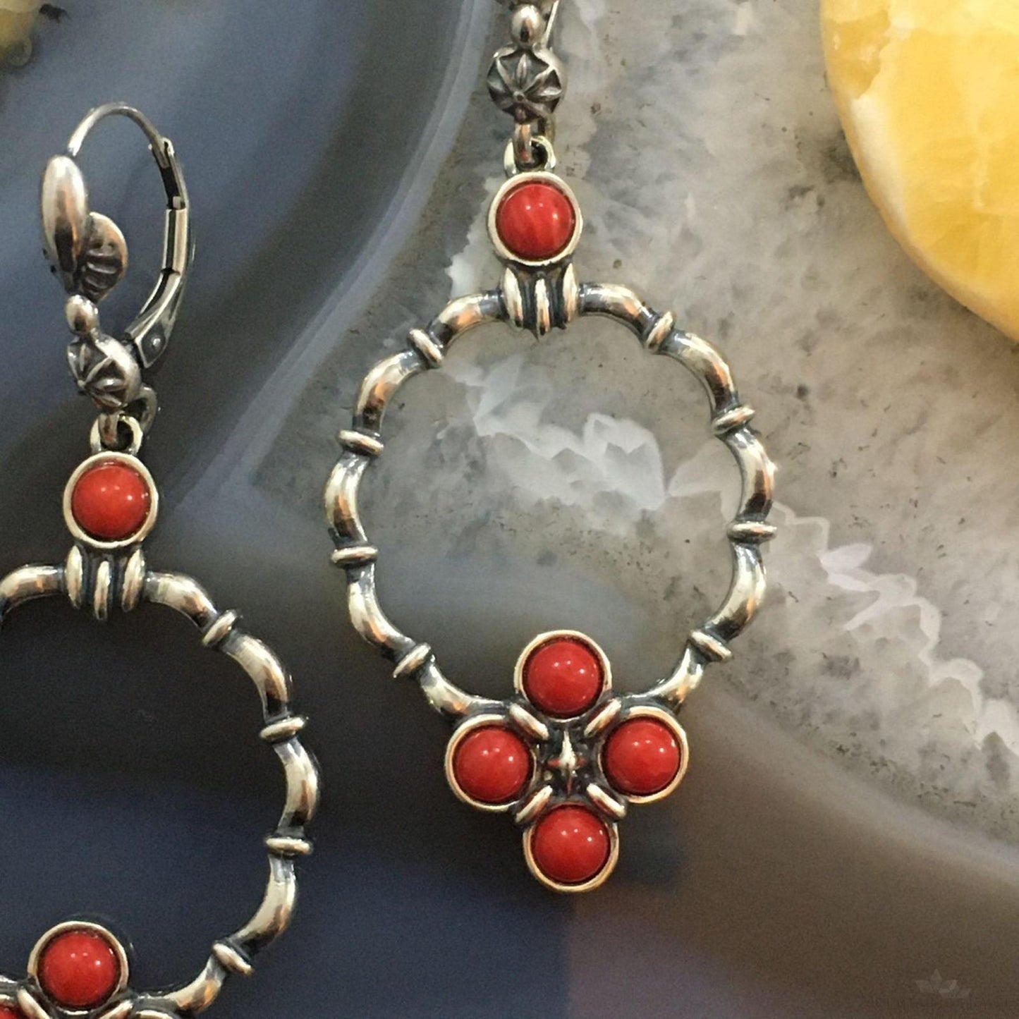 Carolyn Pollack Southwestern Style Sterling Silver 5 Red Jasper Decorated Hoop Dangle Earrings For Women