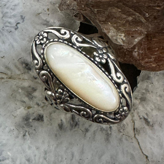 Carolyn Pollack Sterling Silver Elongated Oval Mother of Pearl Decorated Ring For Women