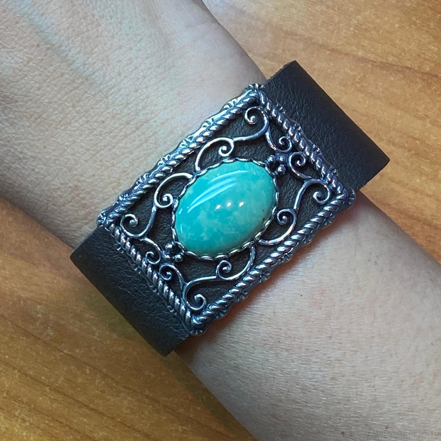 Carolyn Pollack Sterling Silver  Brown Leather Oval Turquoise Toggle Clasp Bracelet